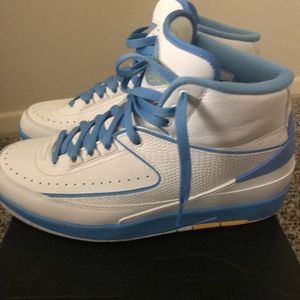 Jordan retro 2 (melo)